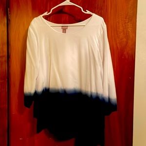 White/blue ombré top